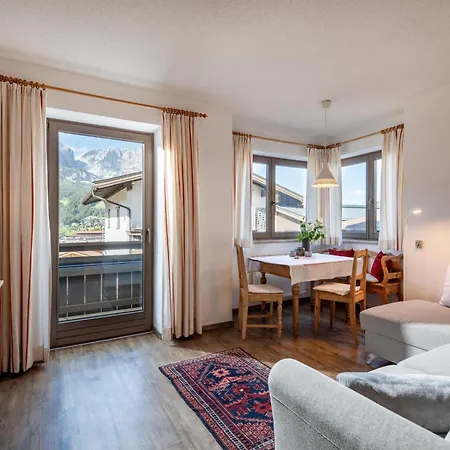Haus Alpin Apartman Ellmau